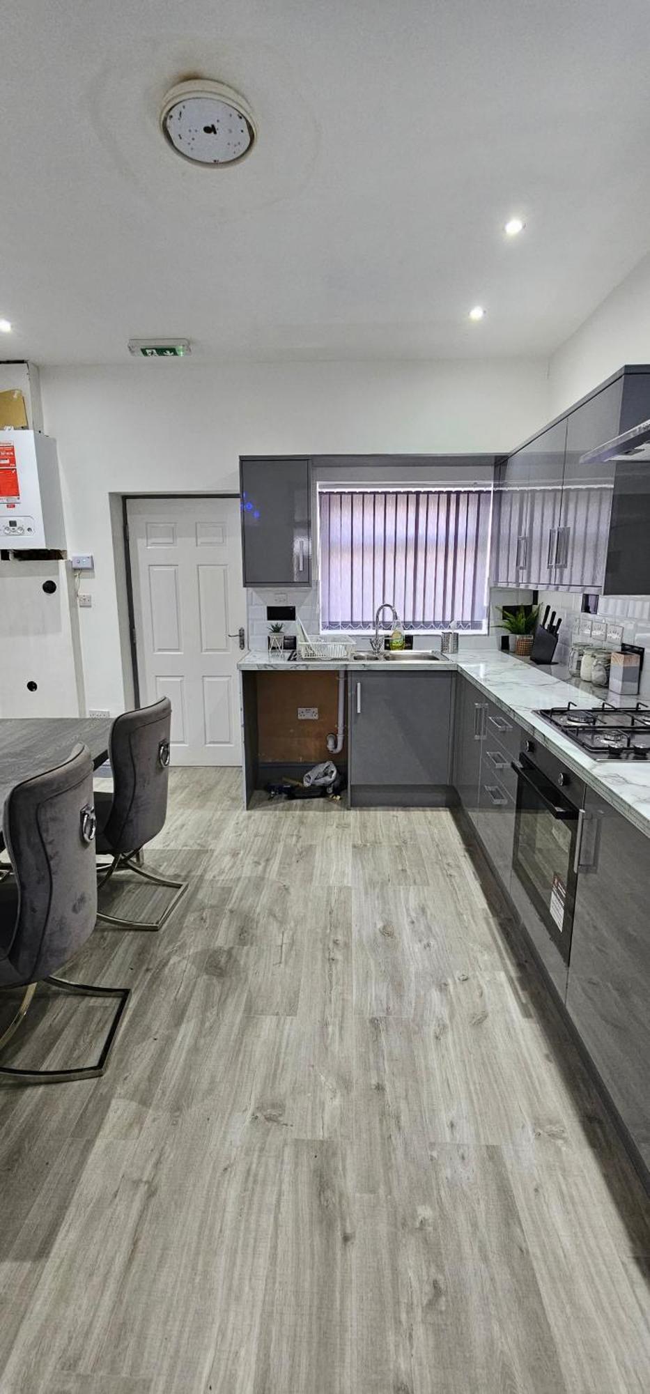 Luxury Four Bedroom House Bradford  Eksteriør bilde